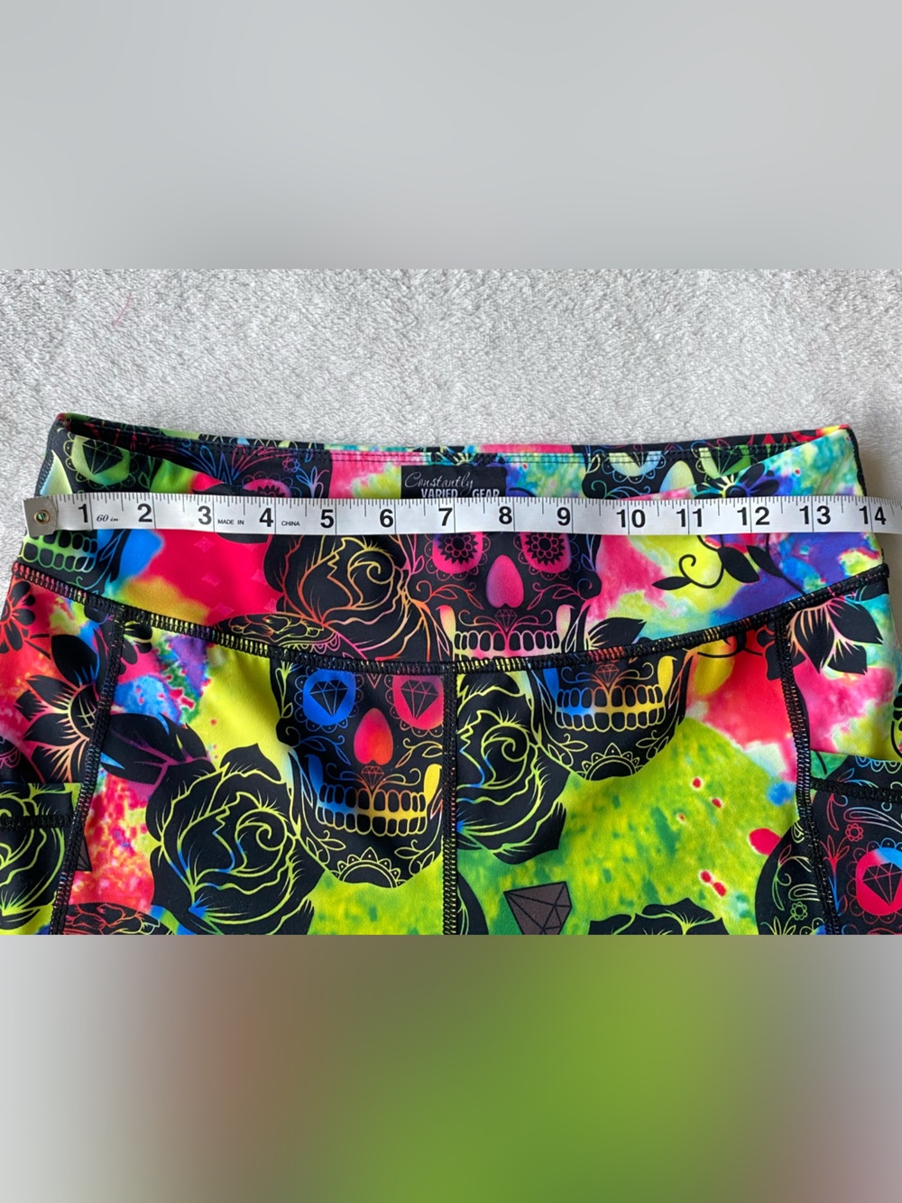 Constantly Varied Gear TIE DYE SKULL LEGGINGS Medium - Picture 14 of 16